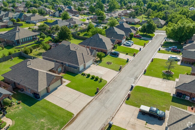 Invest in the timeless elegance of Oakcliff-Parkview's diverse housing options.