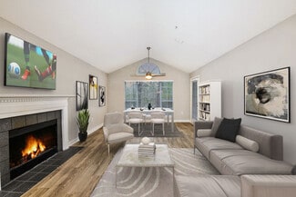 9200 Roberts Dr, Sandy Springs, GA 30350
