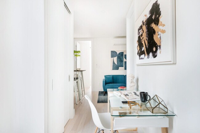 515 W 48th St unit FL4-ID1022059P, New York, NY 10036 - photo 7