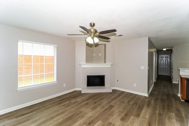 1497 Pemberton Ln, Cordova, TN 38016 - photo 4