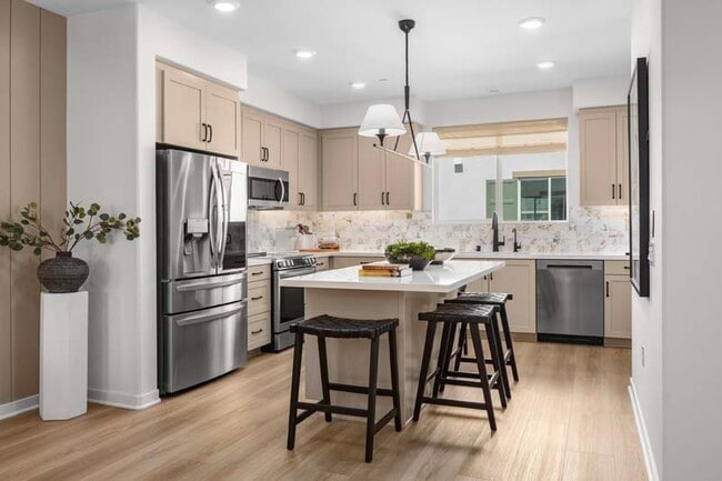 SageWalk_Kitchen_SouthBayTownhomes.jpg