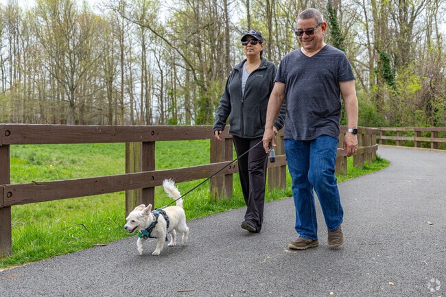 Mariner Point Park is a great place to take a lap on the well paved trails.