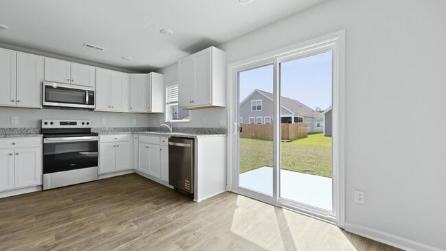 904 Bream Cir, Santee, SC 29142 - photo 2