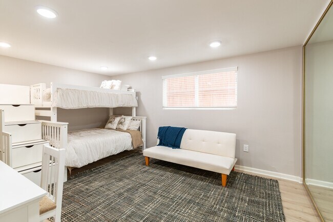 Strand 5, Manhattan Beach, CA 90266 - photo 5