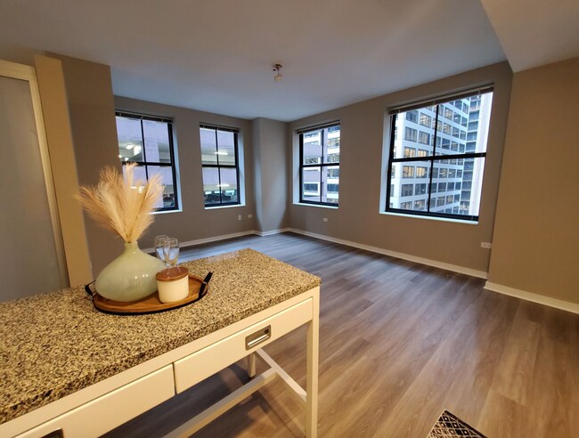 222 W Randolph St unit 2304, Chicago, IL 60606 - photo 5