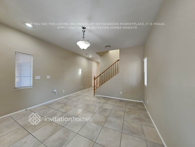 10513 Sun Palace Ct, Las Vegas, NV 89129 - photo 4