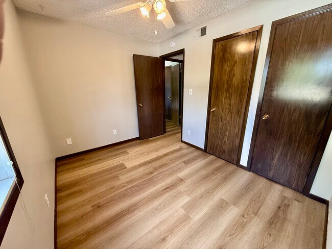 Elmcrest, Cedar Falls, IA 50613 - photo 7