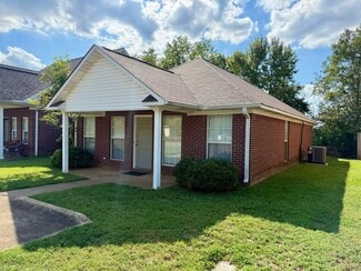 1505 Gun Club Rd, Tupelo, MS 38801