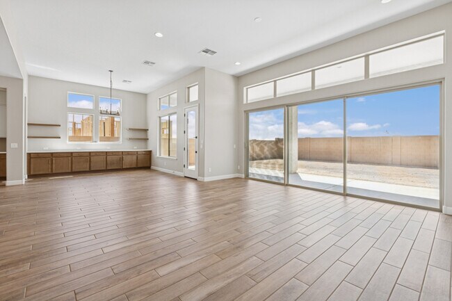 18927 W Lawrence Rd, Waddell, AZ 85355 - photo 7