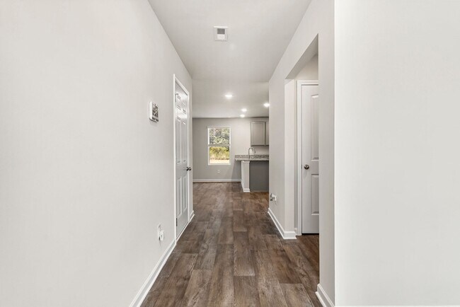 310 Cody Dr, Macon, GA 31216 - photo 5