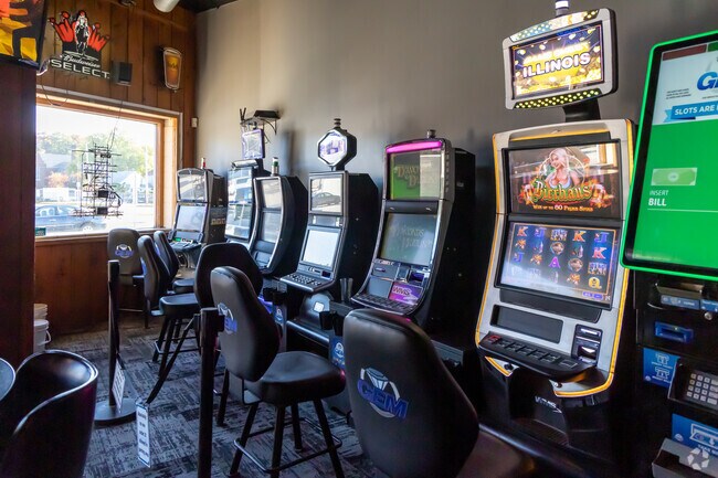 Park Hill's Parkside Grill & Lounge has a slot machine area.