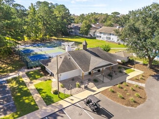 1 Saint George Blvd, Savannah, GA 31419