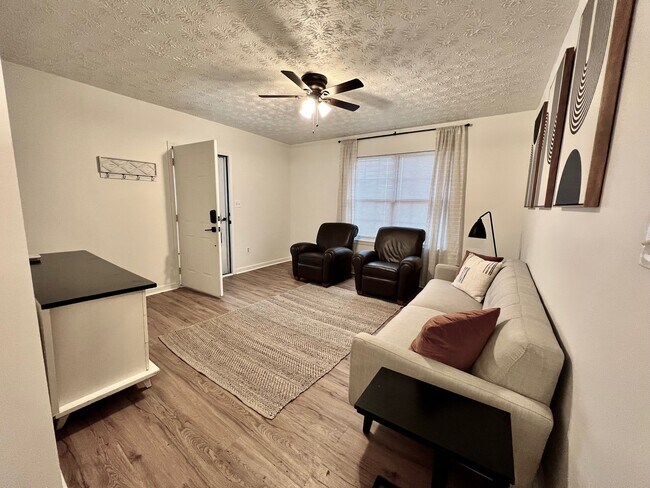 127 W Franklin St unit 3, Alcoa, TN 37701 - photo 5