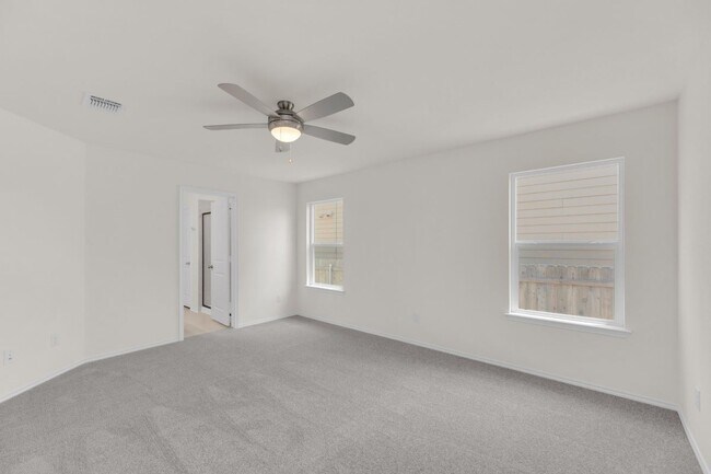 200 Colonel McNally Loop, Jarrell, TX 76537 - photo 6