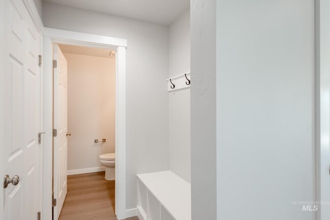 7028 S Old Farm Ave, Meridian, ID 83642 - photo 4