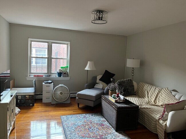131 Summer St unit 1R, Somerville, MA 02143 - photo 3