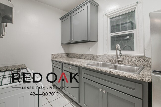 132 S Westmoreland Ave unit 9, Los Angeles, CA 90004 - photo 2