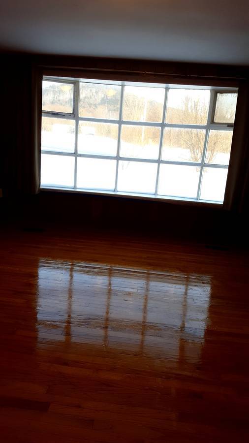 5822 Ethan Allen Hwy unit 4, Charlotte, VT 05445 - photo 4