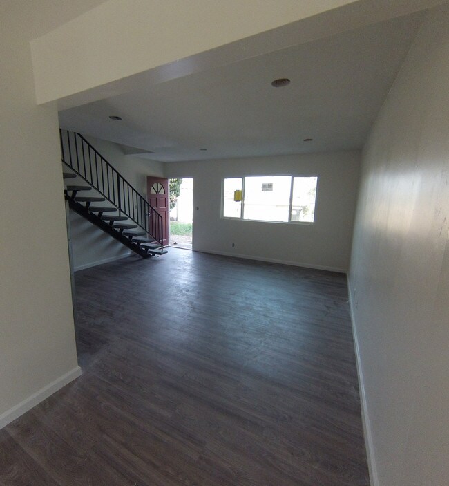 4554 W 163rd St, Lawndale, CA 90260 - photo 7