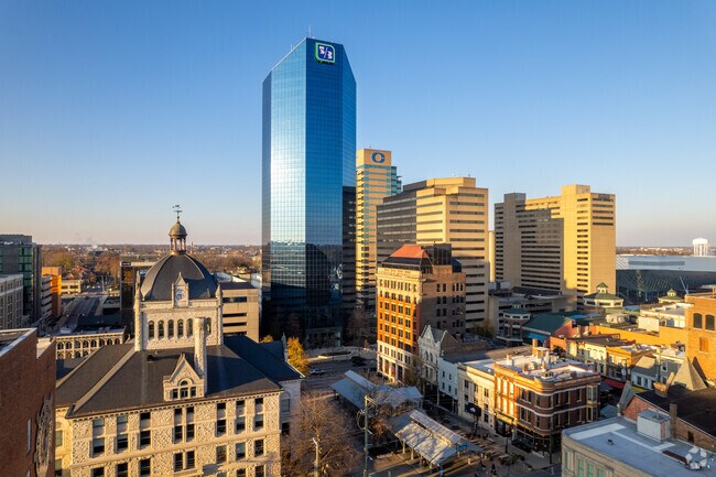 The average household income in Rosemill is around $91,373.