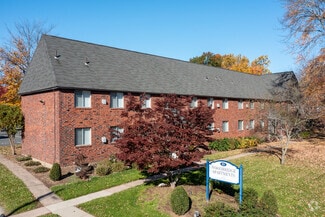 83 Main St, Newington, CT 06111