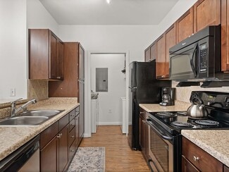 1907 San Jose Blvd, Carlsbad, NM 88220