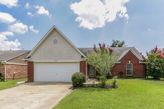 10125 Oak Run Dr S, Olive Branch, MS 38654