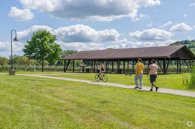 Spring Lake Park has a picnic gazebo for event gatherings.