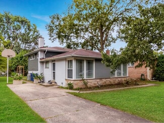 726 Lawler Ave, Wilmette, IL 60091