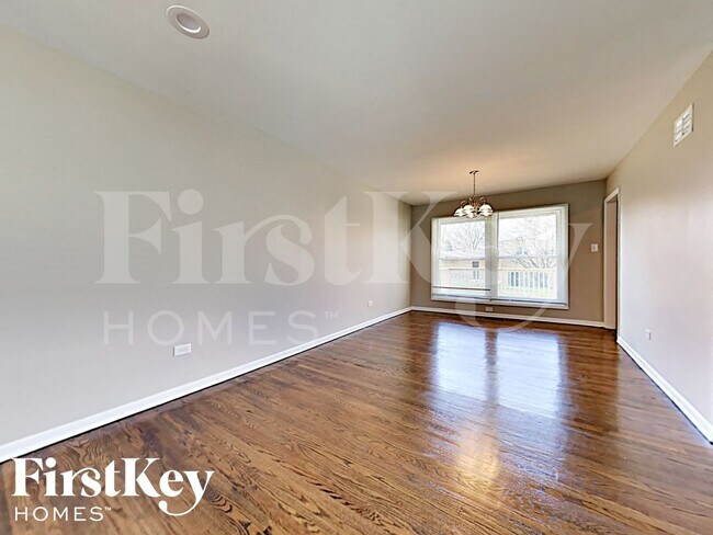 16322 Kenwood Ct, South Holland, IL 60473 - photo 5