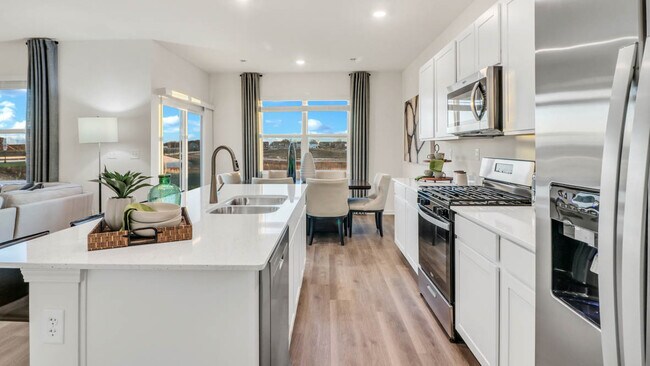 1321 Acadia Cir, Pingree Grove, IL 60140 - photo 6