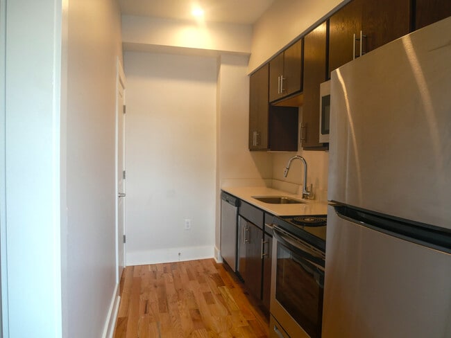 3113 Warsaw Ave unit 201, Cincinnati, OH 45205 - photo 5