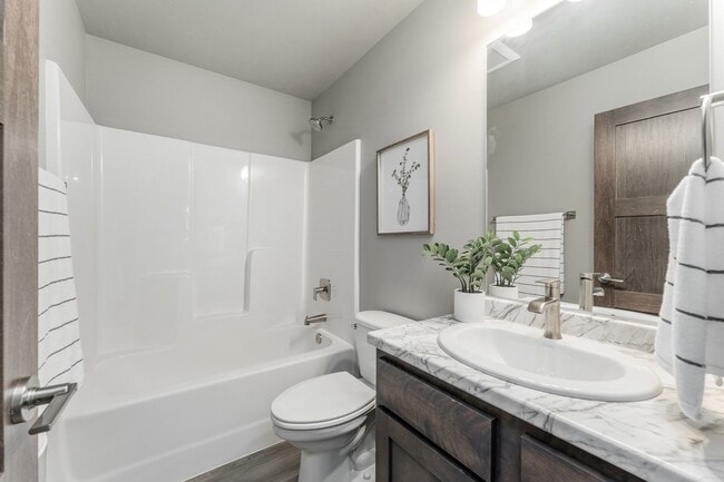 1301 Mae Place, Tea, SD 57064 - photo 3