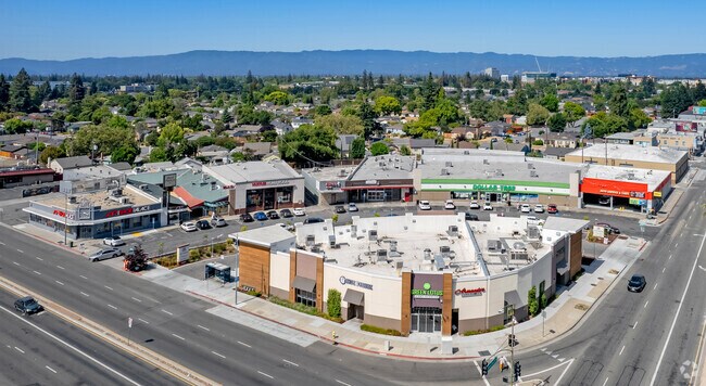 Retail mall aerial (1 of 1)