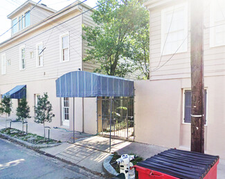 184 Walnut St Unit Upper, New Orleans, LA 70118