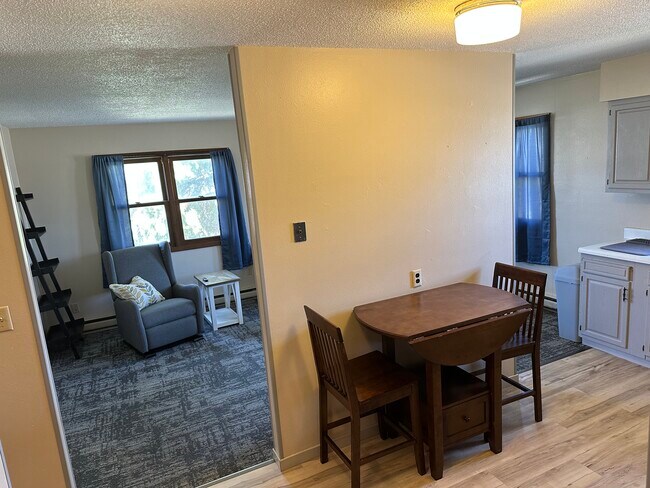 910 11th Ave unit 4 and 2 Furnished, Britton, SD 57430 - photo 7