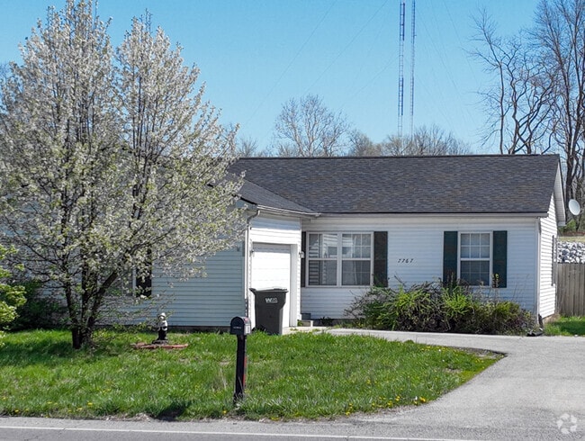 Ranch Style Home on Michigan Rd in Augusta Neighborhood