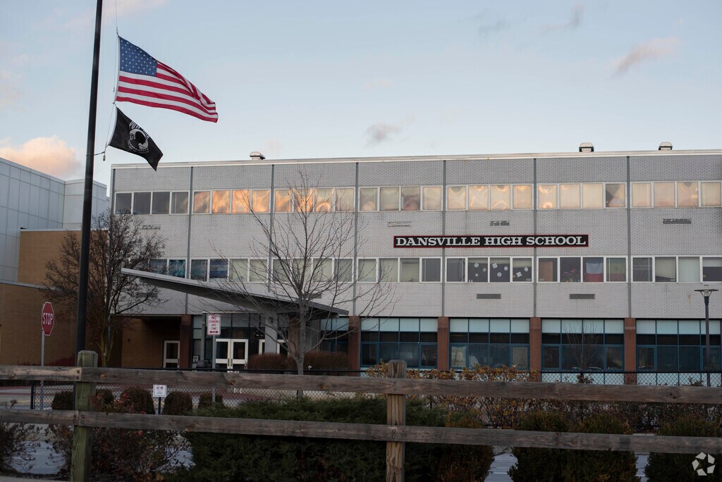 Dansville Junior Senior High School provides education in 
Livingston County.