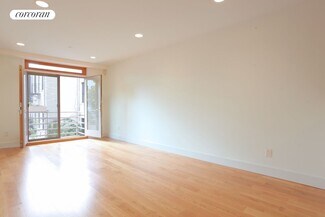 150 S 1st St, Brooklyn, NY 11211