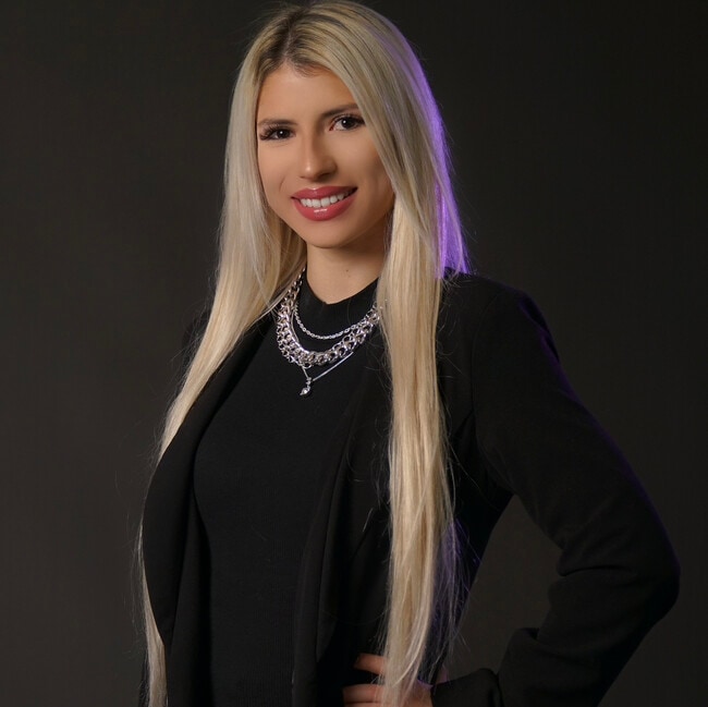 Agent Photo