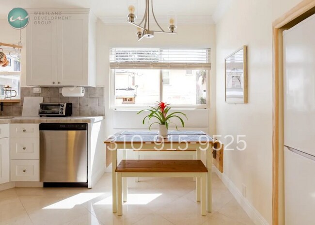 11817 Darlington Ave unit 6, Los Angeles, CA 90049 - photo 2