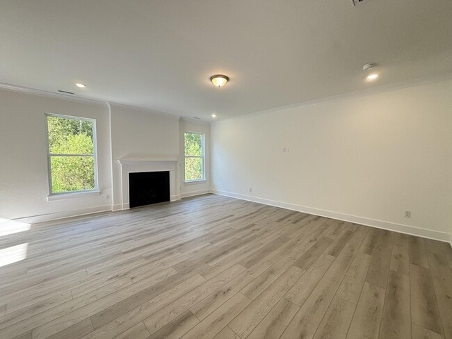 701 Highview Dr, Benson, NC 27504 - photo 6