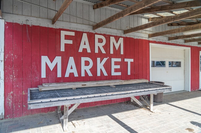 Homer Glen is a young Chicagoland suburb that’s keeping its semi-rural twist.