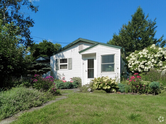 Cottage-style homes are the most popular style of home in the Nasons Corner neighborhood.