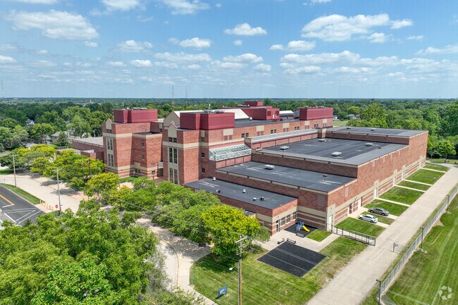 Riley High School has an overall B rating on Niche.com.