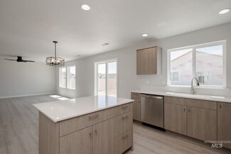 3656 W Dover St, Meridian, ID 83642