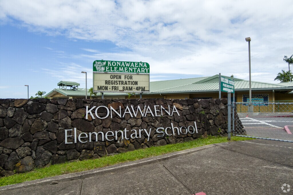Konawaena Elementary School is across the highway from the middle and high schools.