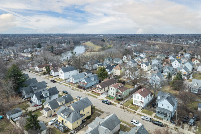 Riverview is a central Racine neighborhood right along the water.