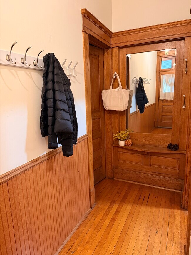 1037 N Damen Ave unit First Floor, Chicago, IL 60622 - photo 5