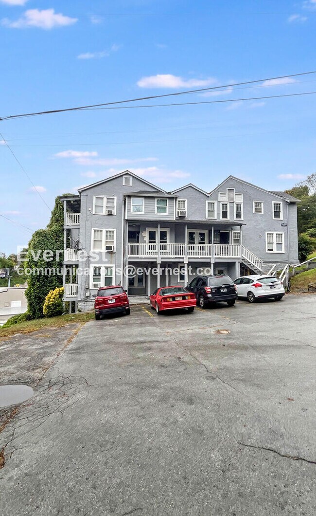 32 Woodlawn Dr Unit 1, Chattanooga, TN 37411